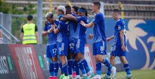 Левски отново си тръгна с победа от 