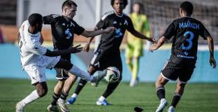 Левски взе най-старото столично дерби