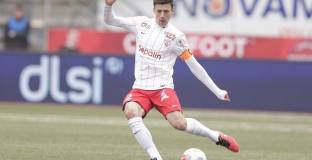 Защитник на Севиля направи своя избор между Барса и Реал 