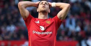 Уеб подкрепи решението да не бъде изгонен Далот