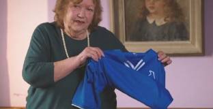 Съпругата на Гунди направи дарение за дълговете на Левски