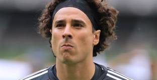  Салернитана ще се опита да подпише с Очоа 