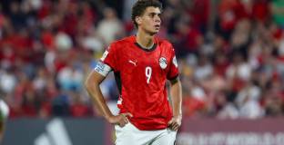 Барса продължава работа по трансфера на египетски талант  