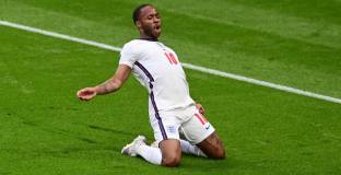 Стърлинг: Титла с Англия е висше постижение