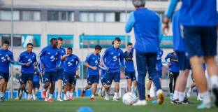 Четирима основни играчи не тренираха с Левски