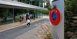 УЕФА не разследва Манчестър Сити 