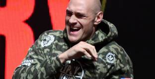 Фюри: Мечтата ми е да се бия на „Олд Трафорд” 