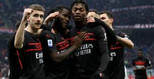 Милан се изкачи на върха (видео)