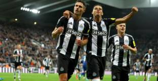 Нюкасъл срещу Челси в Купата на Лигата