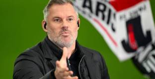 Карагър: Ливърпул не изглежда като шампион 	