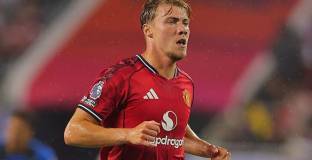 Хьойлунд отказал на Милан 