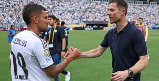 Бетис се насочва към Себайос