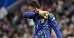 Вратарят на Шотландия: Разочаровахме всички