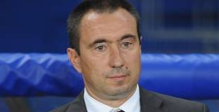 Мъри Стоилов: Малко е некомфортно - ще играят първата и втората ми родина