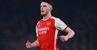 ПСВ два пъти изравни Арсенал, и отпадна