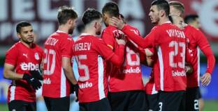 Скаути на Аякс ще гледат футболисти на ЦСКА 