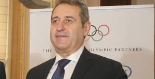 Генсекът на БОК остава в екипа на Стефка Костадинова 