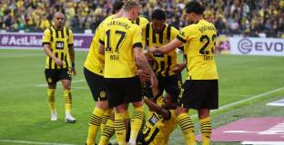 Дортмунд писа 6-ца на Волфсбург