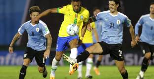 Бразилия не се затрудни с Уругвай, Аржентина също с победа