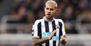 Реал Мадрид хвърли око на двама от Нюкасъл 