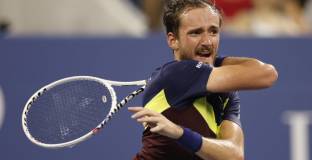 Медведев достигна до полуфиналите на US Open 2023