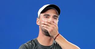 Кузманов се класира за 1/4-финалите в Оейраш