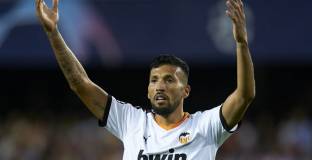 Барса може да подпише с Гарай