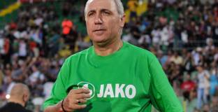 Стоичков: Ям чесън и лук