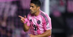 Суарес получи още три мача наказание