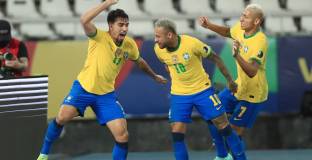 Бразилия на финал на Копа Америка
