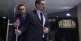    Радостин Василев подаде оставка 