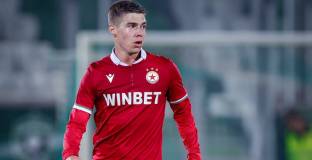 ЦСКА - София и Ботев Пловдив продължават преговорите за Шопов