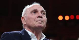 Хьонес отново застава пред съда