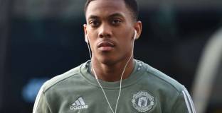 Тотнъм излезе от борбата за Марсиал 