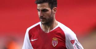 Монако се готви да продаде Фабрегас