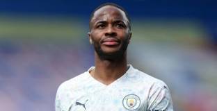 Стърлинг е ядосан на Ман Сити