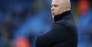 Слот вече мисли за Шампионска лига