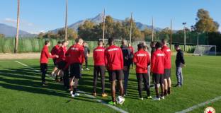 Двама пропускат контролата на ЦСКА с Академия Пушкаш