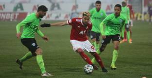 ЦСКА се справи с Черно море и вече е само на три точки от Лудогорец (видео)