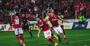 ЦСКА се поизмъчи, но се поздрави с победа на 