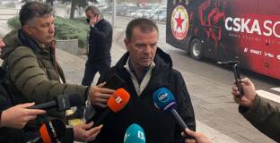 Стойчо Младенов с огромни дилеми преди голямото дерби