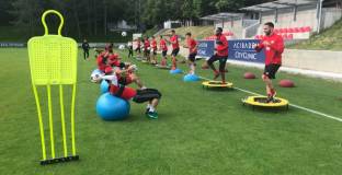 7 юноши се включиха в тренировката на ЦСКА, Джеси и Барт готови за Верея