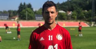 Манолев започна индивидуални тренировки