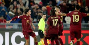 Рома се справи с 10 от Порто