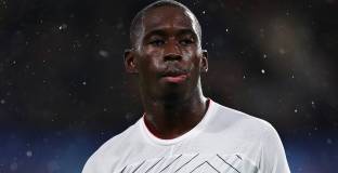 Ливърпул преговаря със Сумаре