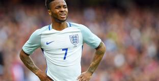 Стърлинг: Националният не получава достатъчно подкрепа 