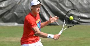 Синер отнесе сънародник в първия кръг на „Уимбълдън”