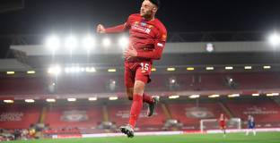 Окслейд – Чембърлейн с първа крачка към получаване на треньорски лиценз