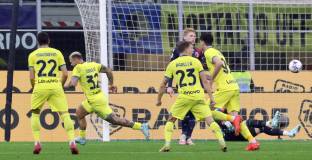 Интер мачка, Фиорентина също с победа