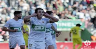 Елче с първа победа за сезона, при това срещу Виляреал